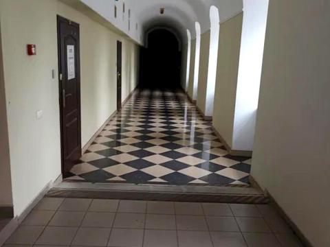 комерційна за адресою Грабовського Павла, 11