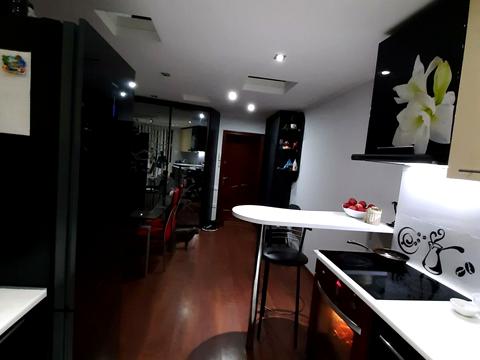 квартира за адресою Михайла Максимовича вул., 3