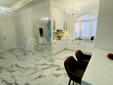 будинок за адресою Сагайдачного