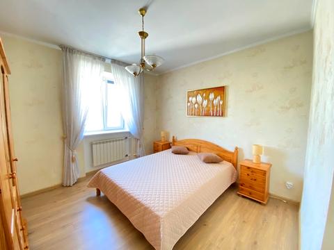 будинок за адресою Вишнева вул., 1а