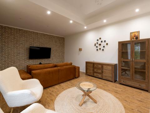 квартира за адресою Болсуновська вул. (Сергія Струтинського), 21