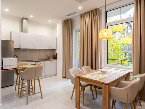 квартира за адресою Болсуновська вул. (Сергія Струтинського), 21