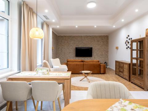 квартира за адресою Болсуновська вул. (Сергія Струтинського), 21