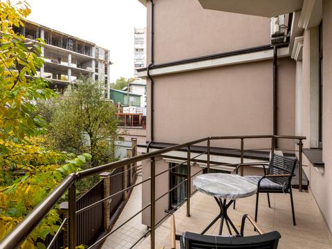 квартира за адресою Болсуновська вул. (Сергія Струтинського), 21