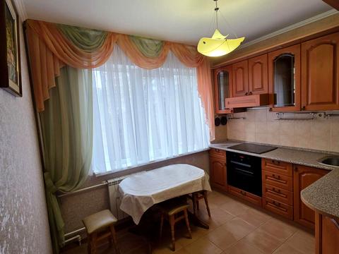 квартира за адресою Київ, Вахтанга Кікабідзе вул. (Булгакова), 3