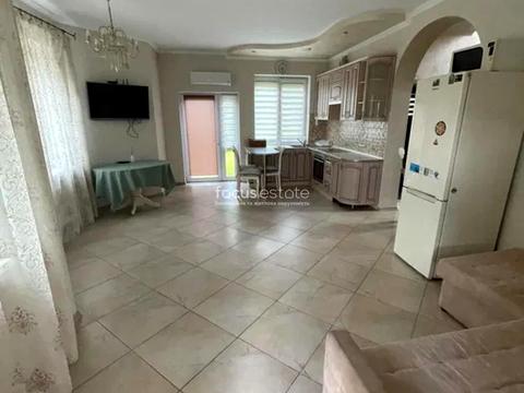 будинок за адресою Центральна