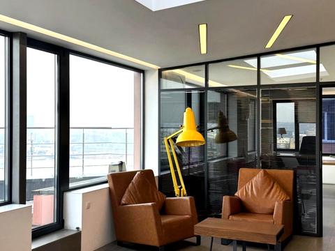 коммерческая по адресу Почайнинская ул., 70