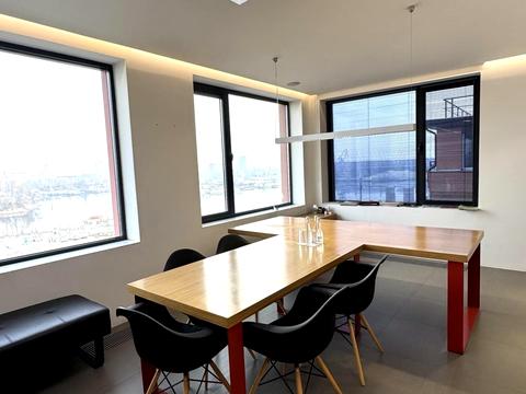 коммерческая по адресу Почайнинская ул., 70