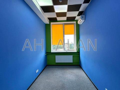 комерційна за адресою Ростиславська вул. (Маршала Рибалка), 11