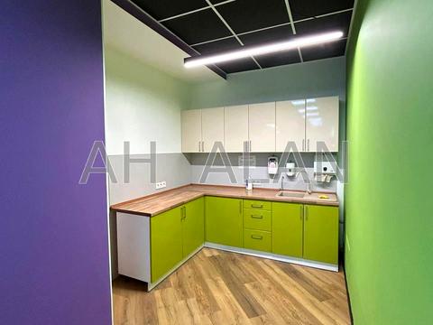 комерційна за адресою Ростиславська вул. (Маршала Рибалка), 11