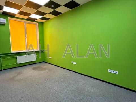 комерційна за адресою Ростиславська вул. (Маршала Рибалка), 11