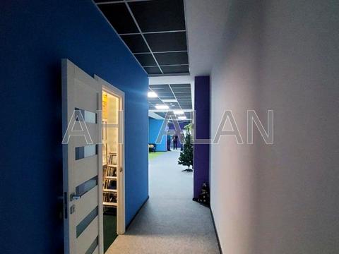 комерційна за адресою Ростиславська вул. (Маршала Рибалка), 11