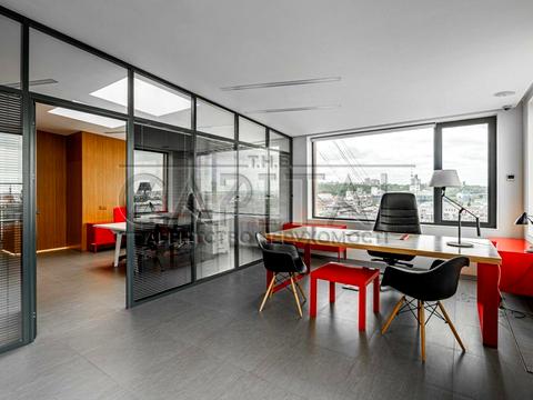 коммерческая по адресу Почайнинская ул., 70