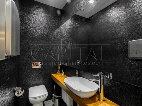 коммерческая по адресу Почайнинская ул., 70