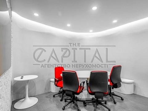 коммерческая по адресу Почайнинская ул., 70