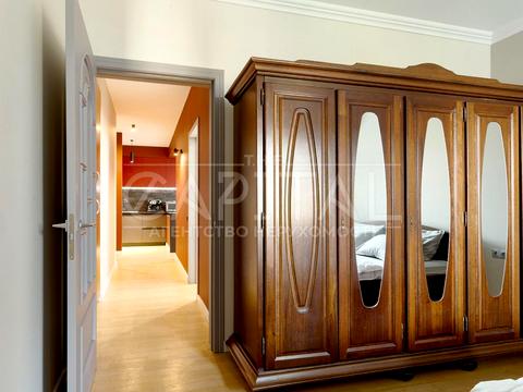 квартира за адресою Клінічна вул., 23/25