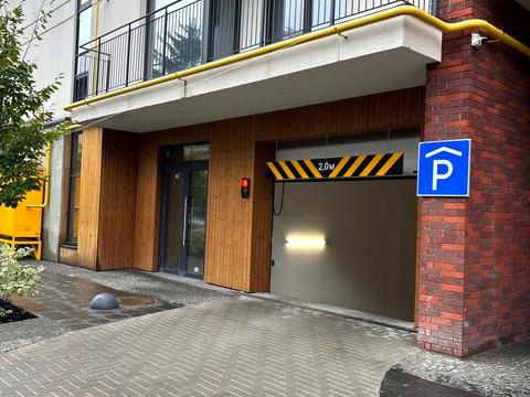 комерційна за адресою Замарстинівська вул. (Калініна), 40