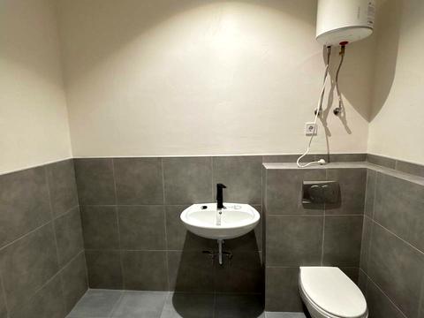 комерційна за адресою Замарстинівська вул. (Калініна), 40