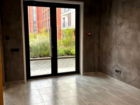 комерційна за адресою Замарстинівська вул. (Калініна), 40