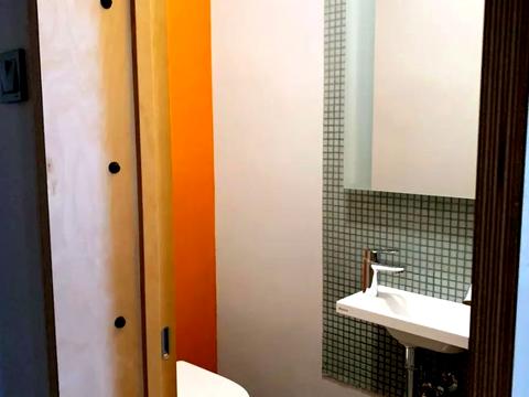 комерційна за адресою Бульварно-Кудрявська вул. (Воровського), 42-А