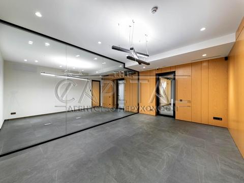 комерційна за адресою Євгена Гуцала пров. (Кутузова), 3