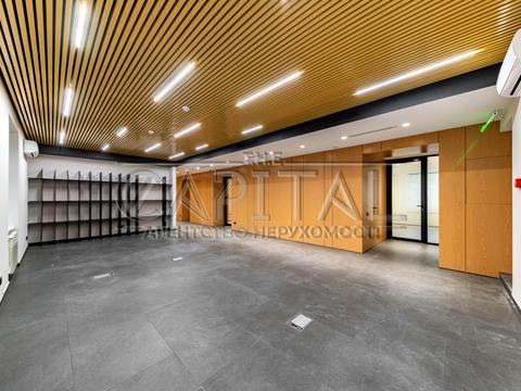 комерційна за адресою Євгена Гуцала пров. (Кутузова), 3