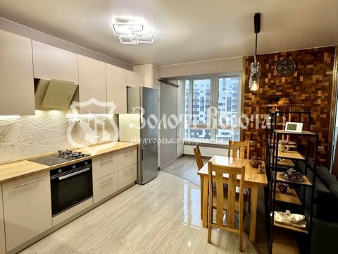 квартира по адресу Леоніда Каденюка ул., 18