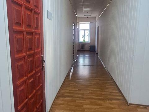 комерційна за адресою Київ, Саксаганського вул., 143