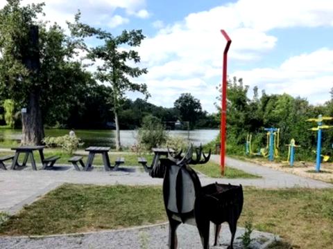 дом по адресу 1-я Песчаная ул., 1