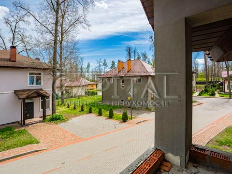 дом по адресу вул. Дачна, 1