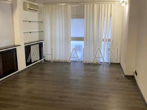 комерційна за адресою Академіка Богомольця вул., 5