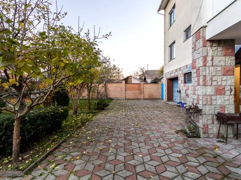 квартира по адресу Владимира Кубийовича ул., 29