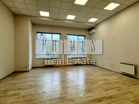 комерційна за адресою Глибочицька вул., 17