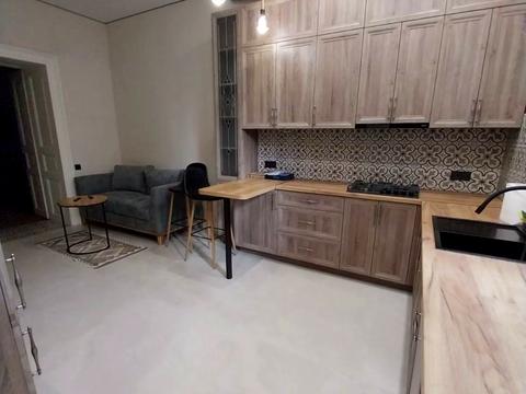 квартира за адресою Олени Степанівни вул. (Ленінградська), 17