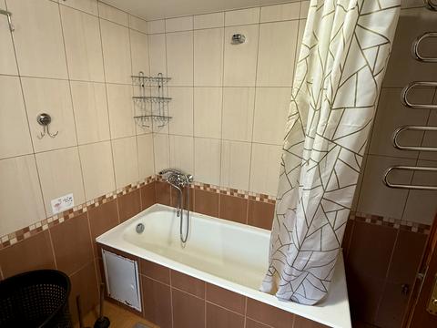 будинок за адресою Академічна вул., 10