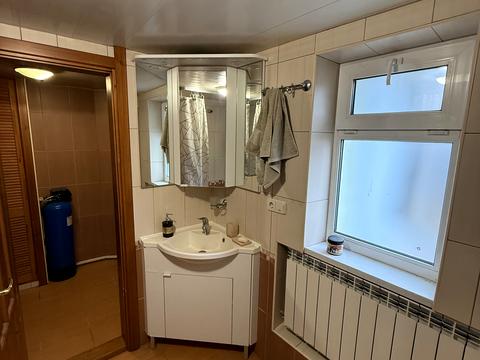 будинок за адресою Академічна вул., 10