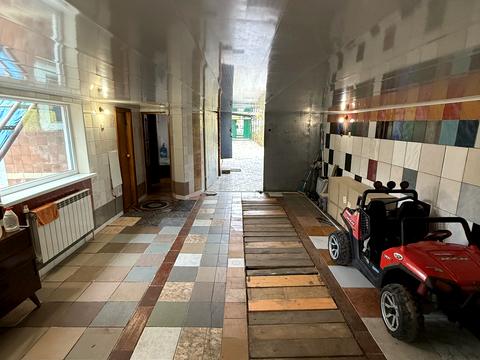 будинок за адресою Академічна вул., 10