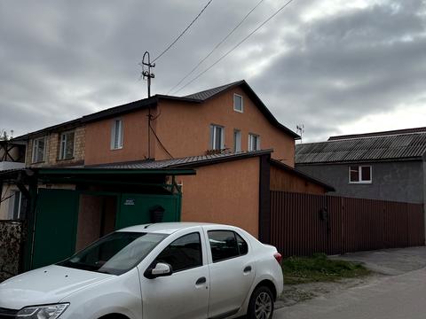 будинок за адресою Академічна вул., 10