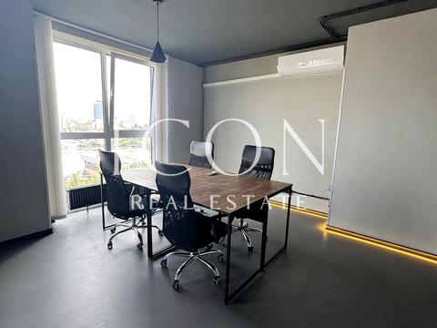 коммерческая по адресу Calle Dilova ул. (Димитрова), 2-Б