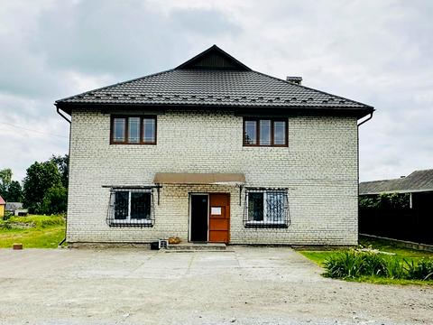 коммерческая по адресу Центральна, 21