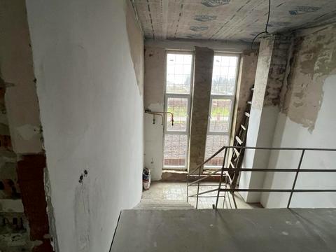 коммерческая по адресу Центральна, 21