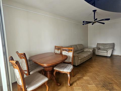 квартира за адресою Зоряний бульв., 1