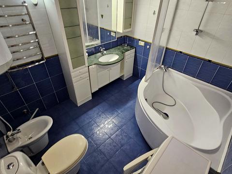 квартира за адресою Зоряний бульв., 1