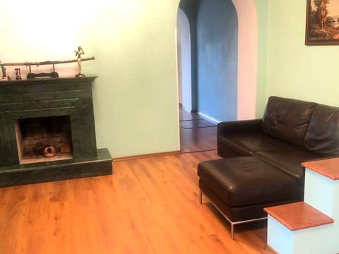 будинок за адресою Дніпровська вул.