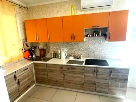 будинок за адресою вул. Набережна