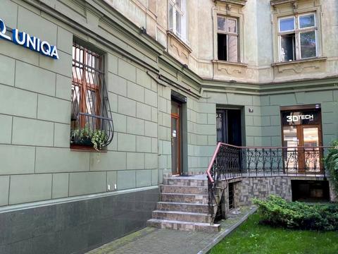 коммерческая по адресу Вербицкого ул., 9