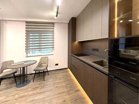 квартира за адресою Михайла Максимовича вул. (Онуфрія Трутенка), 28-Е