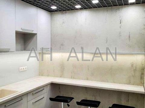 комерційна за адресою Київ, Антоновича вул. (Горького), 44