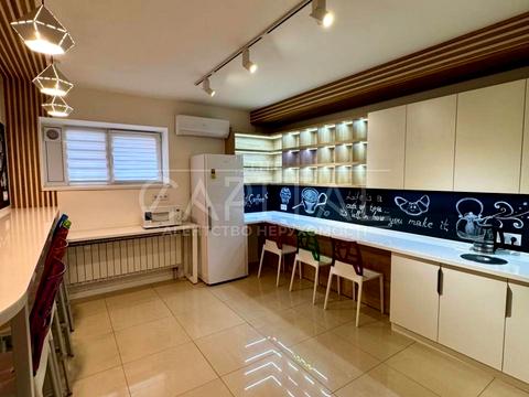 коммерческая по адресу Оболонская набережная ул., 19