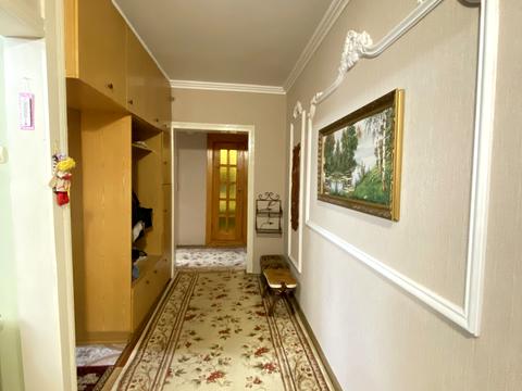 квартира за адресою Героїв Крут бульв. (Героїв Сталінграду), 8